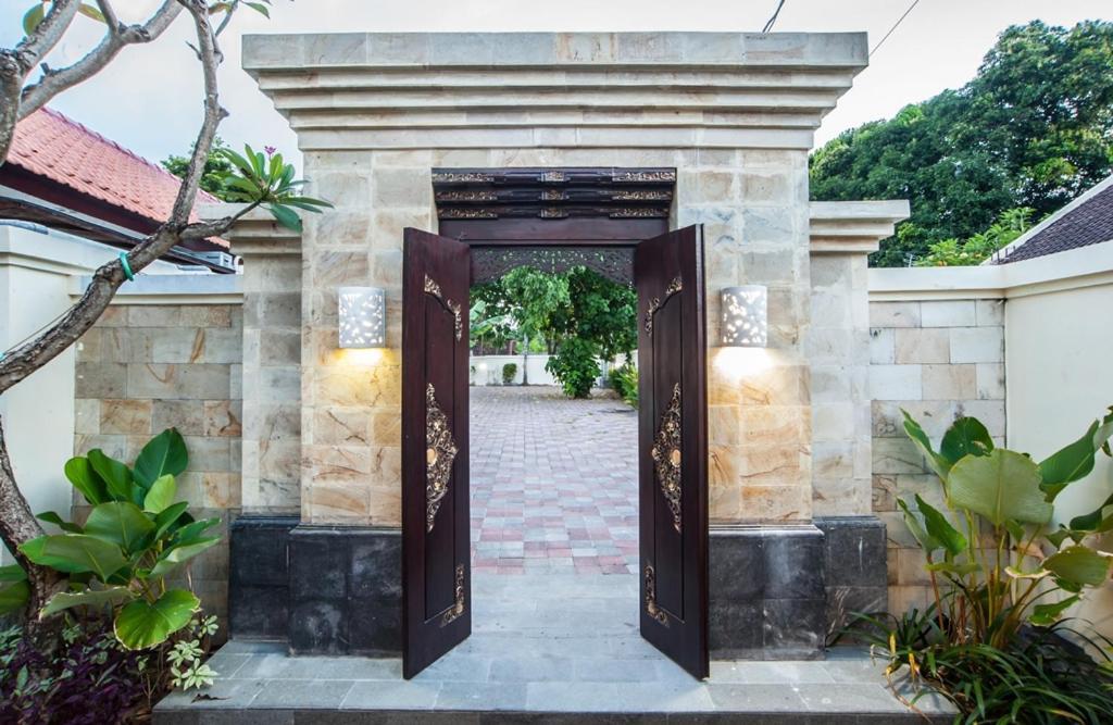 Kelan-Tel Bali Hotel Бадунг Екстериор снимка